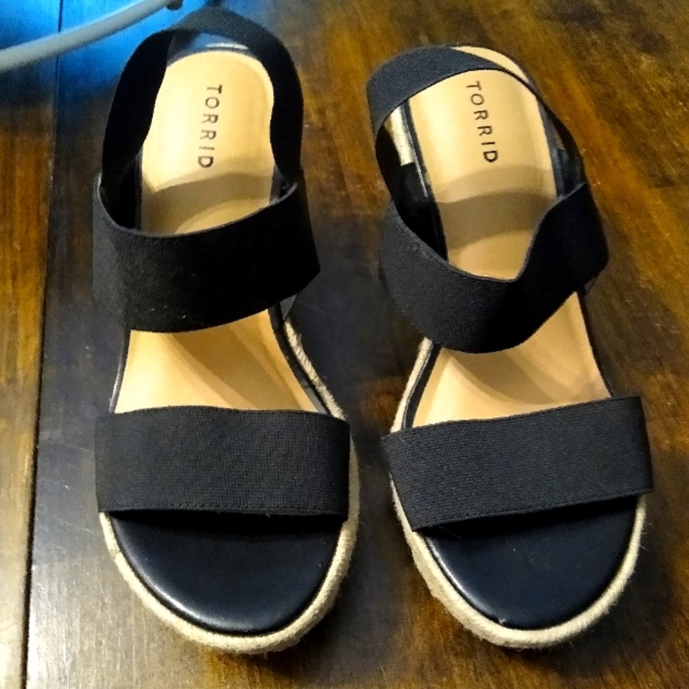 torrid Black Elastic Strap Platform Sandals